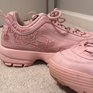 Size 11  (fits as size 10) slightly worn Filas.